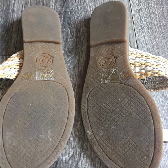 LUCKY BRAND Flip Flops Sandals Toe Ring Leather - Picture 2 of 5